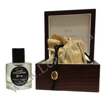 Parfums Sophiste A nulle autre pareille 50 мл. (Деревянный кофр)